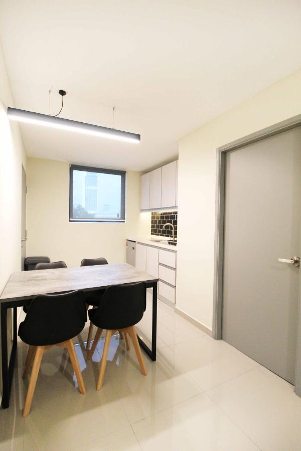 Kl Eight Suites Newly Completed 2021 Kuala Lumpur Luaran gambar